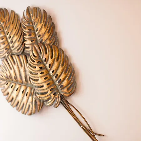 Martim Moniz - By Lu Holidays * Lisboa