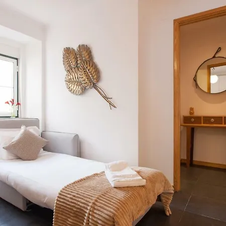 Martim Moniz - By Lu Holidays Appartamento Lisbona