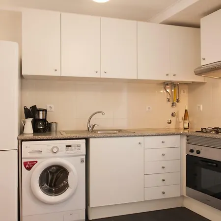 Martim Moniz - By Lu Holidays Apartment *