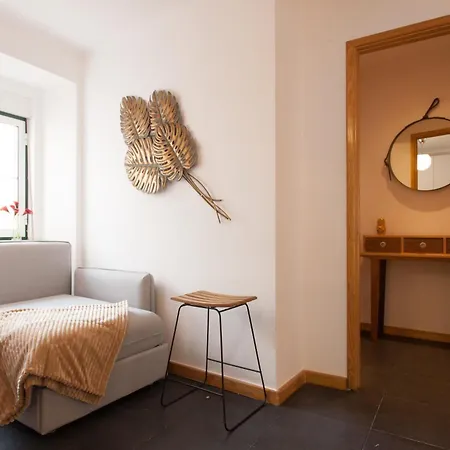 Martim Moniz - By Lu Holidays *